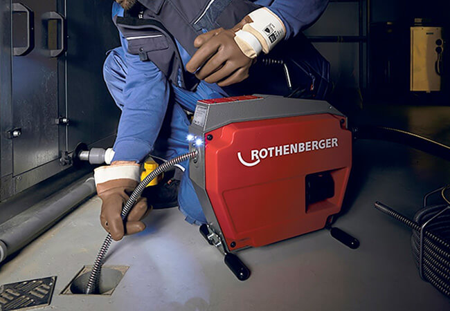 Çekmeköy Balkon Gideri Açmak